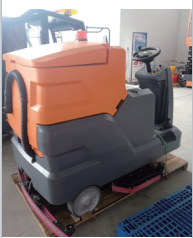 榮事達(dá)駕駛式洗地機(jī)RS-D260 榮事達(dá)駕駛式洗地機(jī)RS-D260.png