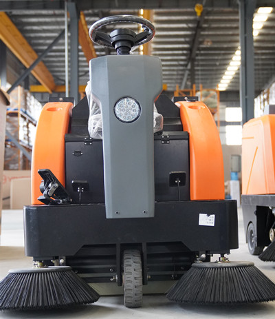 榮事達電動掃地機的特點和優(yōu)點 榮事達電動掃地機的特點和優(yōu)點.jpg